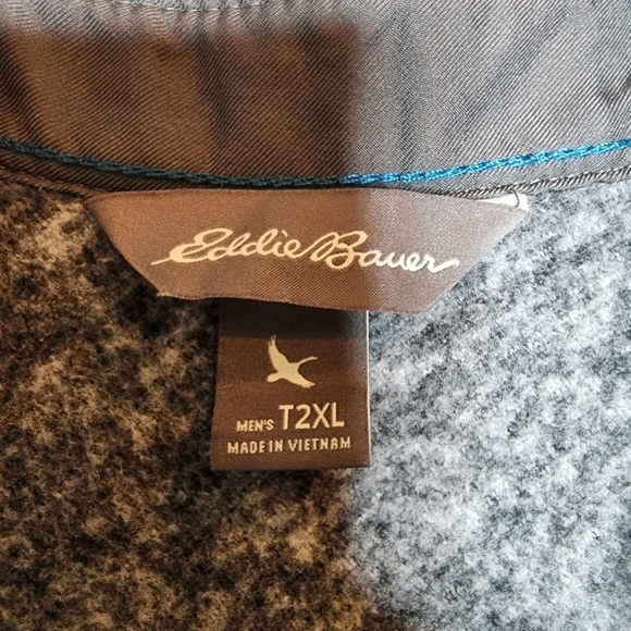 Eddie Bauer grey soft fleece long sleeve button down shirt. Men's size T2XL. - Picture 2 of 14